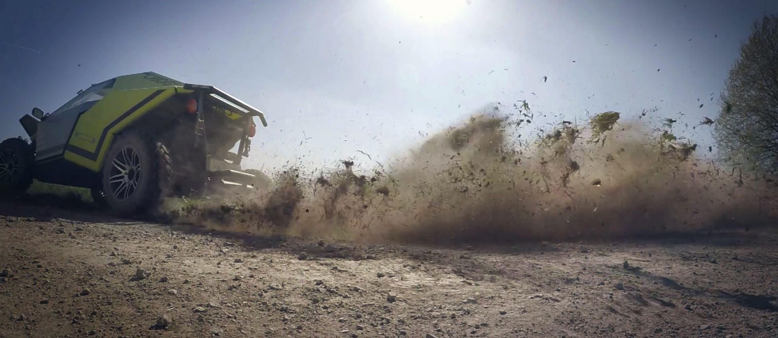 CRIOG in Aktion - beim Offroad-Dreh für den Promotionclip CRIOG der Buggy von SAM